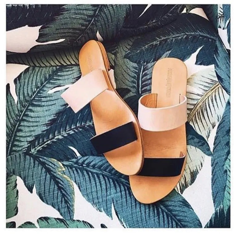 Chloe Slides