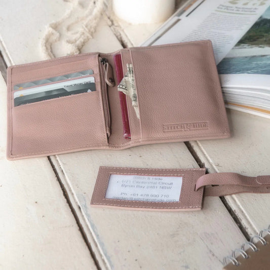 Atlas Passport Holder