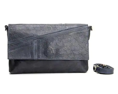 Tasina Clutch